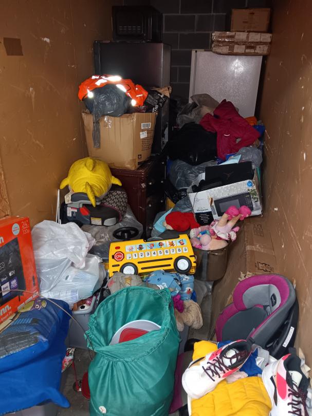 Storage Unit Auction in Jackson , MS at UHaul Storage of Jackson ends